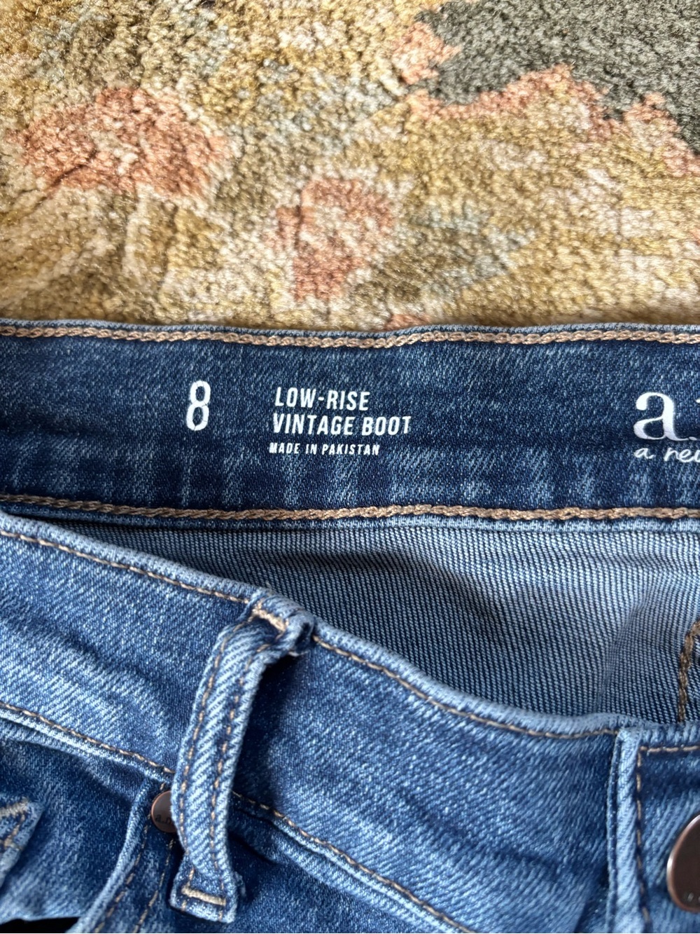 Low Rise Boot Cut Jeans - Picture 3 of 6